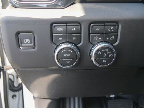 New 2026 GMC Sierra 1500 AT4 w/ AT4 Premium Package AWD/4WD image 20