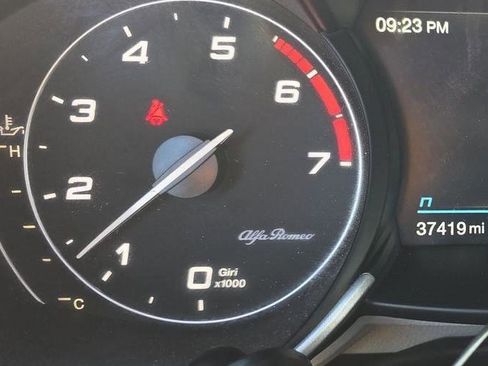 Used 2021 Alfa Romeo Giulia Sprint w/ Performance Package image 11