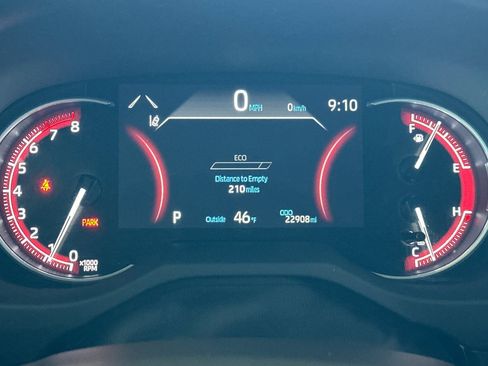 Used 2025 Toyota RAV4 LE image 41