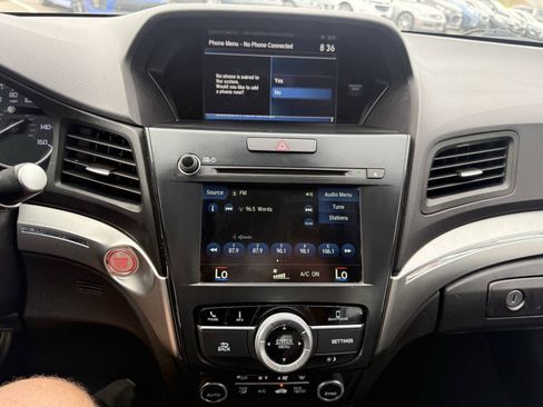 Used 2020 Acura ILX FWD image 19