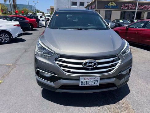 Used 2018 Hyundai Santa Fe Sport FWD image 5