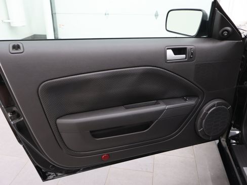 Used 2007 Ford Mustang GT Premium RWD image 30
