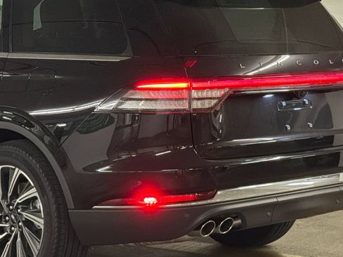 New 2026 Lincoln Aviator 2WD image 7