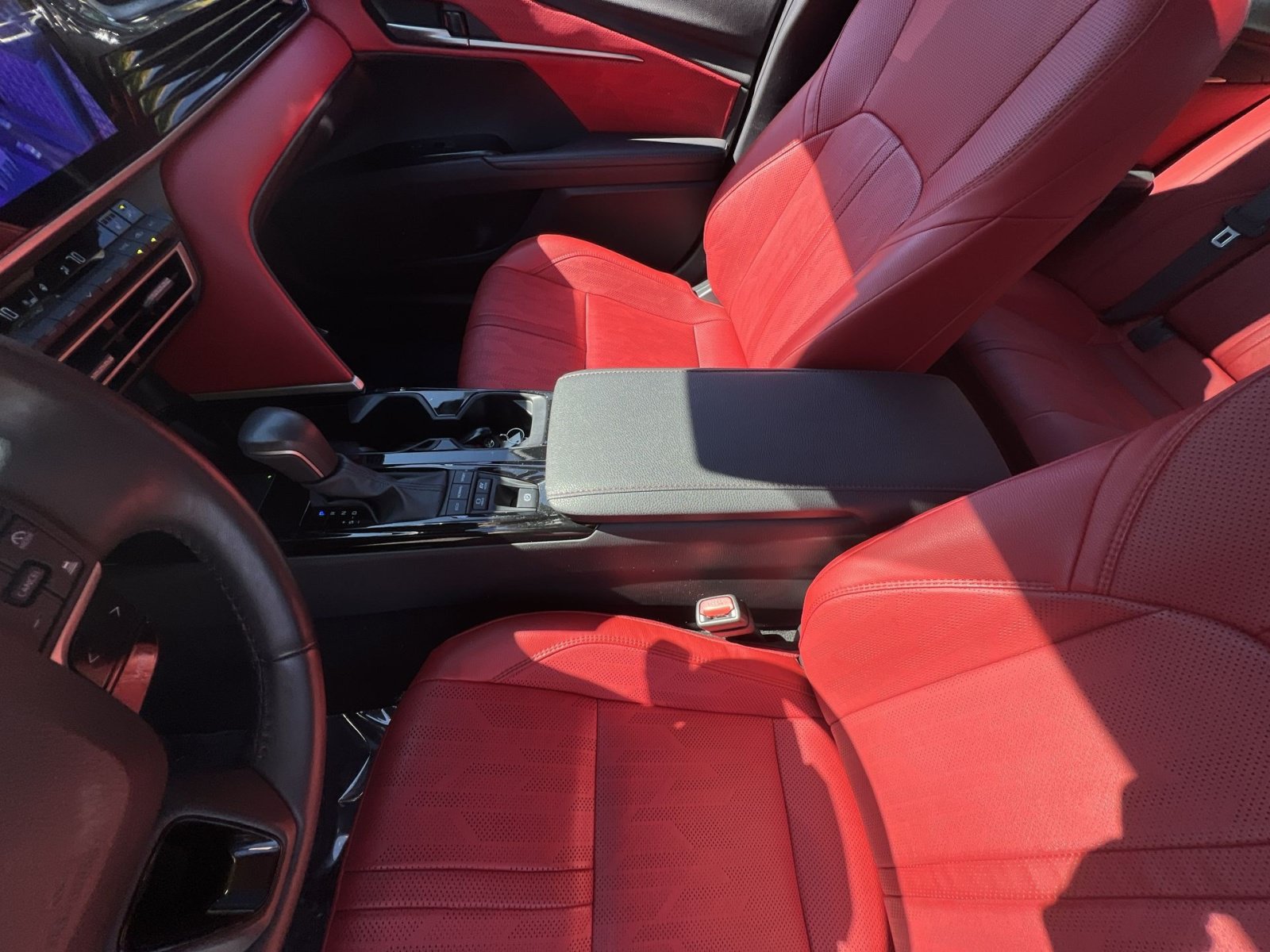Used 2025 Toyota Camry XSE FWD image 22