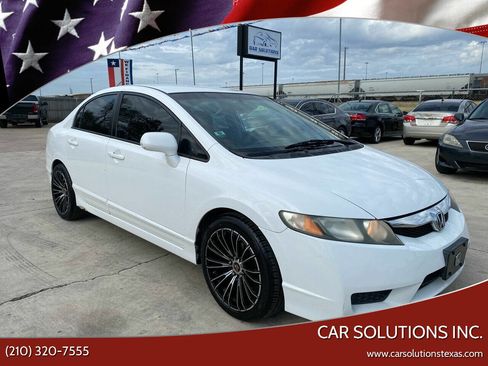 Used 2010 Honda Civic LX image 1