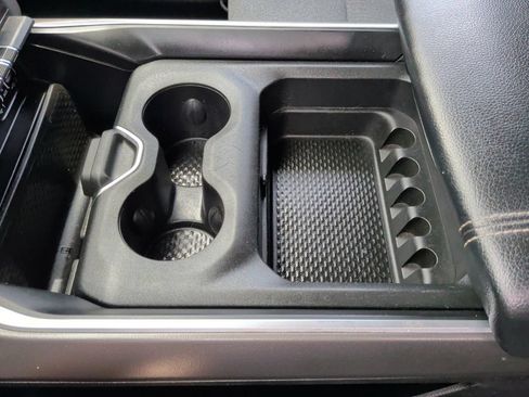 Used 2019 RAM 1500 Big Horn RWD image 33