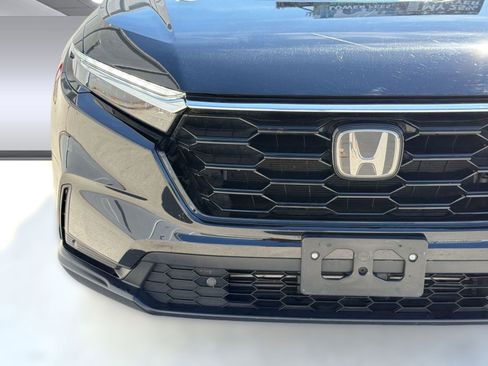Used 2025 Honda CR-V EX-L image 11