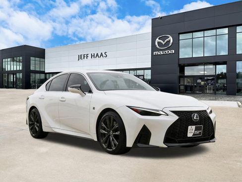 Used 2024 Lexus IS 350 F Sport RWD image 4
