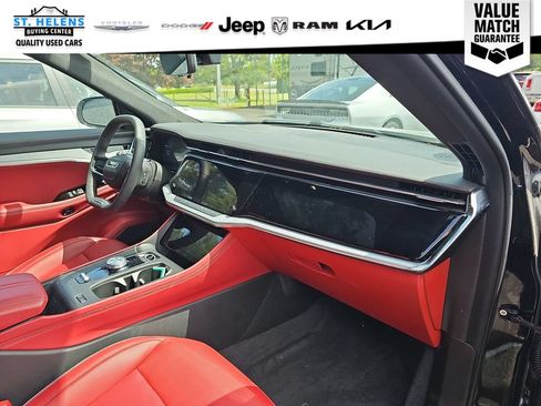 Used 2024 Jeep Wagoneer Limited AWD/4WD image 24