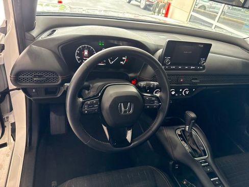 Used 2024 Honda HR-V Sport image 7