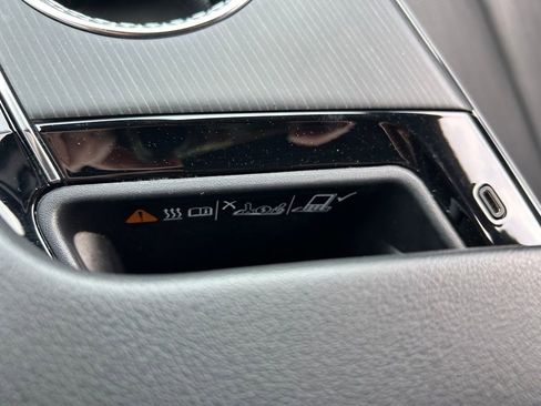 Used 2024 Cadillac Lyriq Luxury w/ LPO, Floor Liner Package image 33