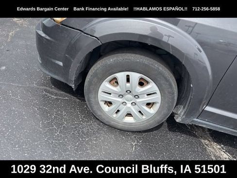 Used 2018 Dodge Journey SE w/ Connectivity Group FWD image 14