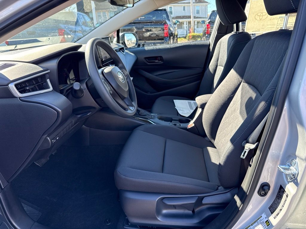 New 2027 Toyota Corolla LE w/ LE Premium Package FWD image 4