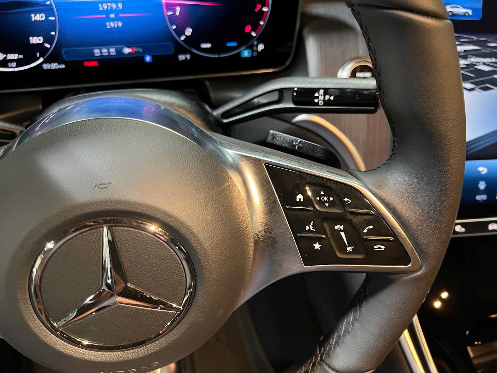 Used 2026 Mercedes-Benz GLC 300 4MATIC image 31