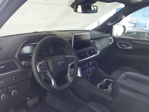 New 2024 Chevrolet Tahoe Z71 w/ Luxury Package AWD/4WD image 2