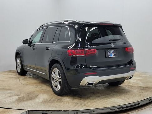Used 2023 Mercedes-Benz GLB 250 4MATIC image 7