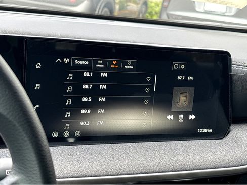 New 2026 Nissan Kicks SV image 6