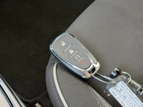 Used 2025 Chevrolet TrailBlazer LT FWD image 17