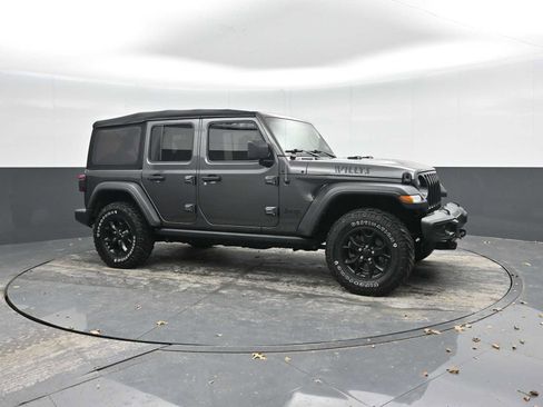 Used 2021 Jeep Wrangler Unlimited Willys image 7