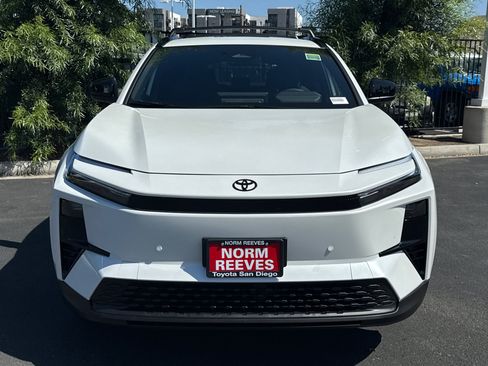 New 2026 Toyota C-HR AWD/4WD image 6