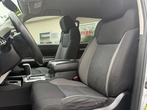 Used 2014 Toyota Tundra SR5 w/ TRD Off Road Package AWD/4WD image 10