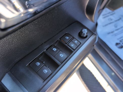 Certified 2019 Toyota Tacoma TRD Sport image 15