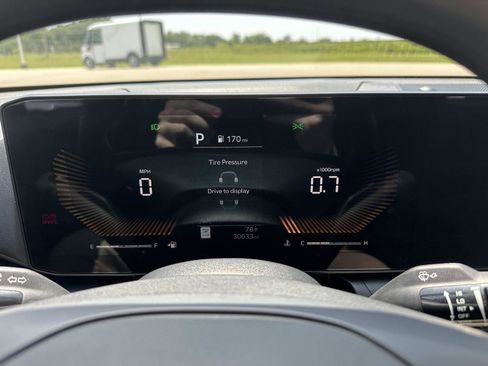 Used 2025 Kia K4 FWD image 27