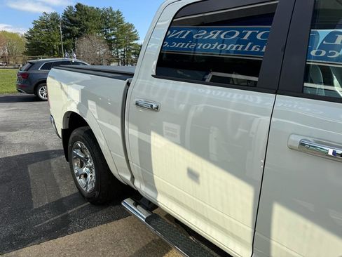 Used 2017 RAM 1500 Laramie w/ Convenience Group image 7