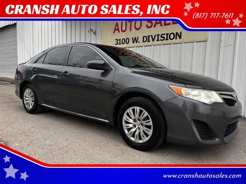 Used 2012 Toyota Camry LE image 1
