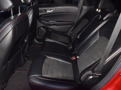 Certified 2022 Ford Edge ST-Line image 14