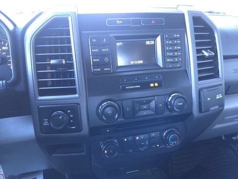 Used 2017 Ford F250 XL w/ Power Equipment Group AWD/4WD image 23