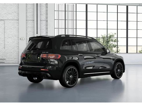 New 2026 Mercedes-Benz GLB 35 AMG 4MATIC image 21