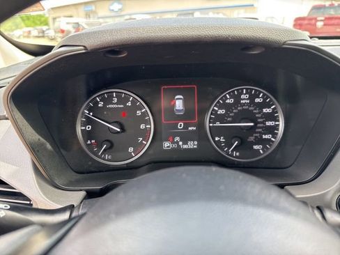 Used 2024 Subaru Crosstrek 2.0i Premium AWD/4WD image 16
