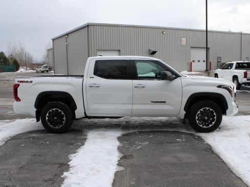 New 2026 Toyota Tundra SR5 image 4