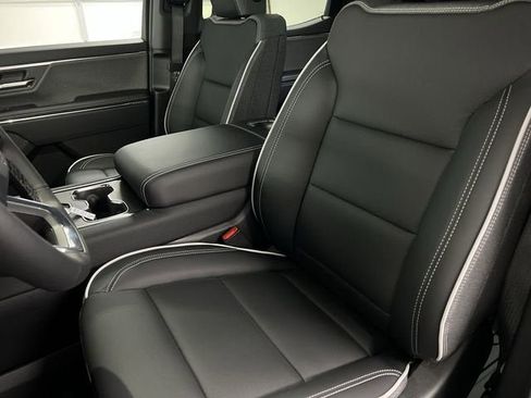 New 2026 GMC Sierra EV Elevation w/ LPO, Elevation Dark Package image 18