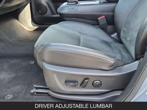 Used 2024 Nissan Ariya AWD image 15