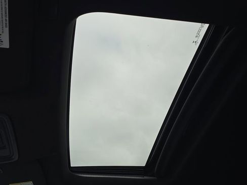 Used 2020 Chevrolet Silverado 1500 High Country w/ Technology Package image 29