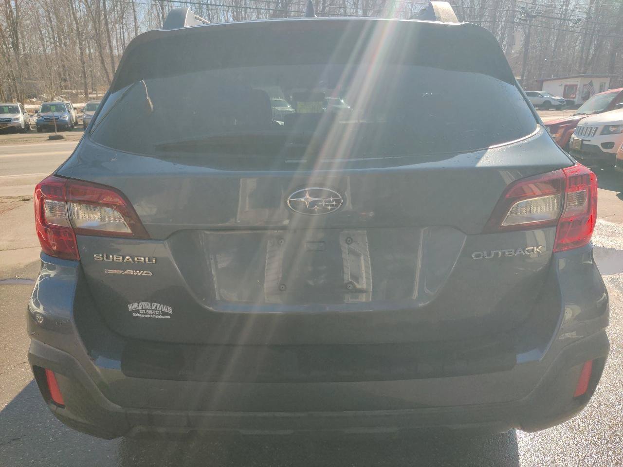 Used 2018 Subaru Outback 2.5i Premium AWD/4WD image 5