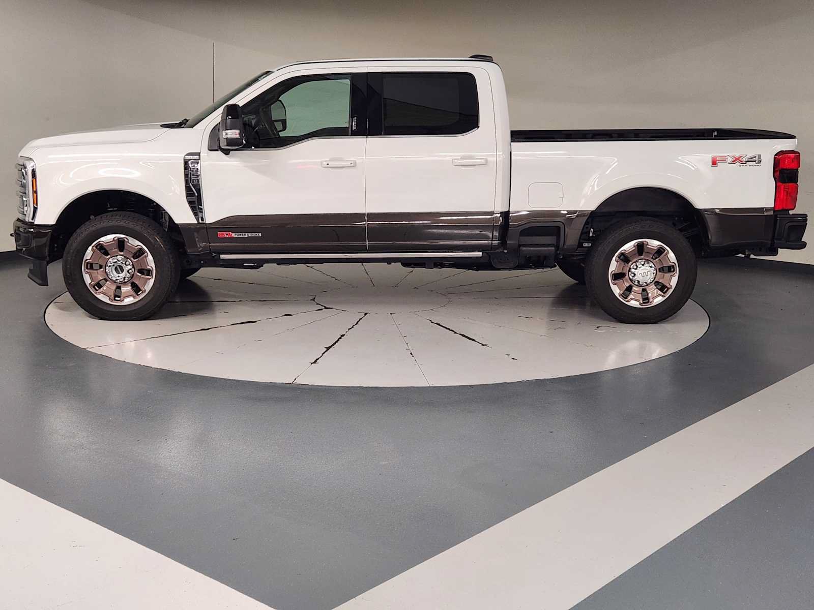 Used 2024 Ford F250 King Ranch AWD/4WD image 5