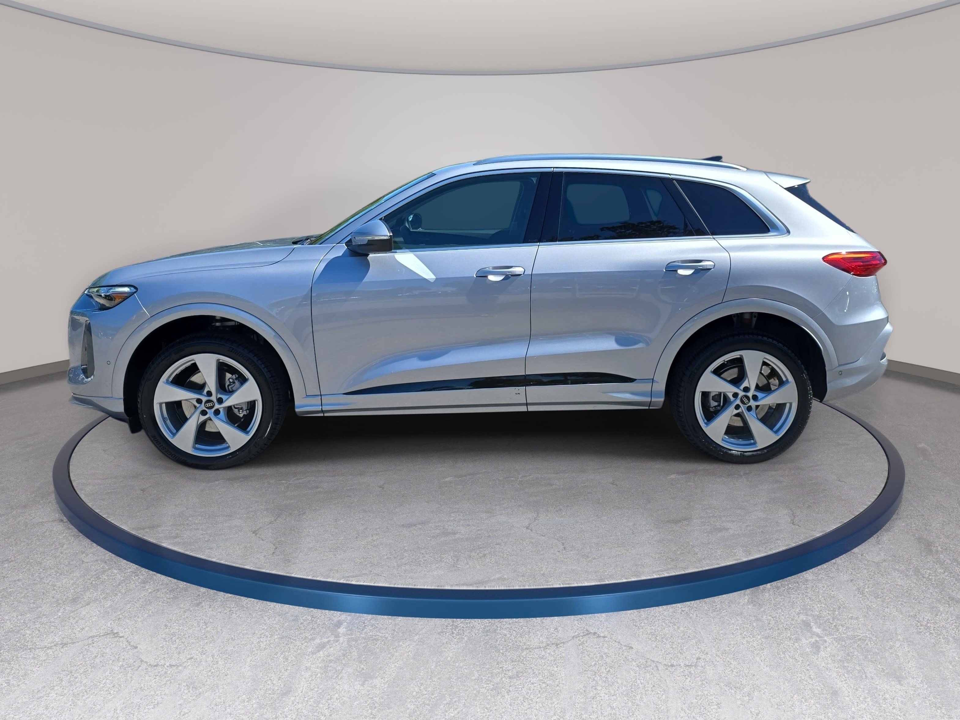 New 2026 Audi Q5 Premium AWD/4WD image 8