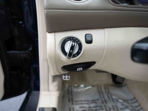 Used 2009 Mercedes-Benz SL 550 V8 image 12