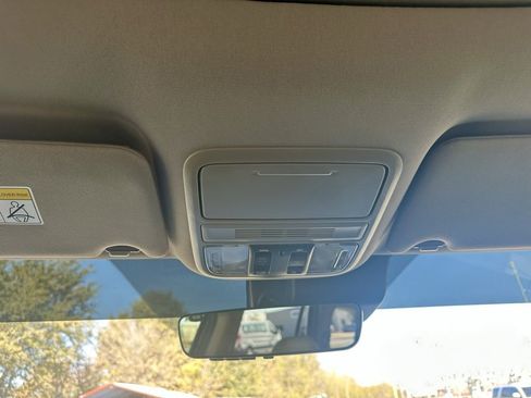 Used 2022 Honda Pilot Special Edition image 25