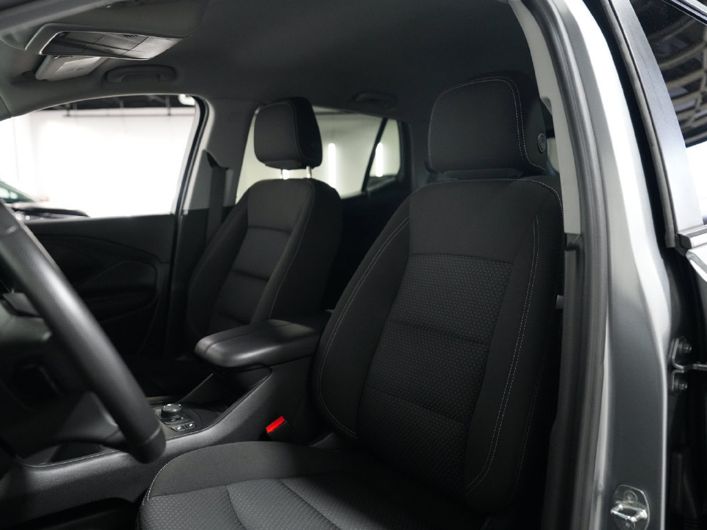 Used 2023 GMC Terrain SLE w/ Driver Convenience Package AWD/4WD image 28