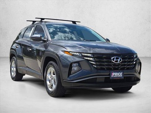 Used 2022 Hyundai Tucson SE FWD image 3
