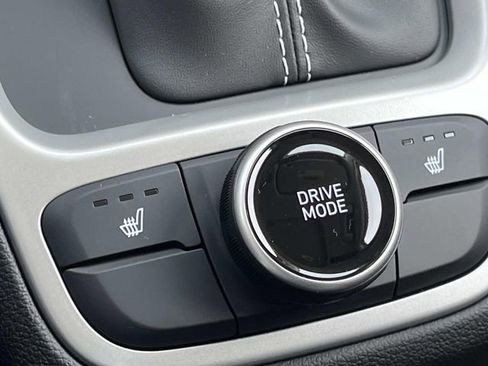 New 2026 Hyundai Venue SEL FWD image 31