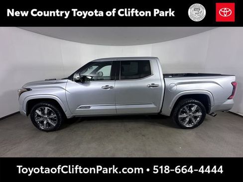 Used 2022 Toyota Tundra Capstone AWD/4WD image 6
