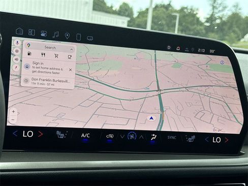 New 2025 Chevrolet Traverse LT w/ Enhanced Driving Package image 24