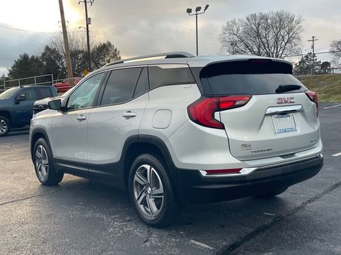 Used 2021 GMC Terrain SLT image 5