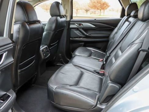Used 2016 MAZDA CX-9 Touring image 17