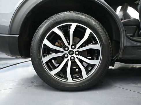 Used 2022 Ford Explorer ST-Line w/ Class IV Trailer Tow Package image 14